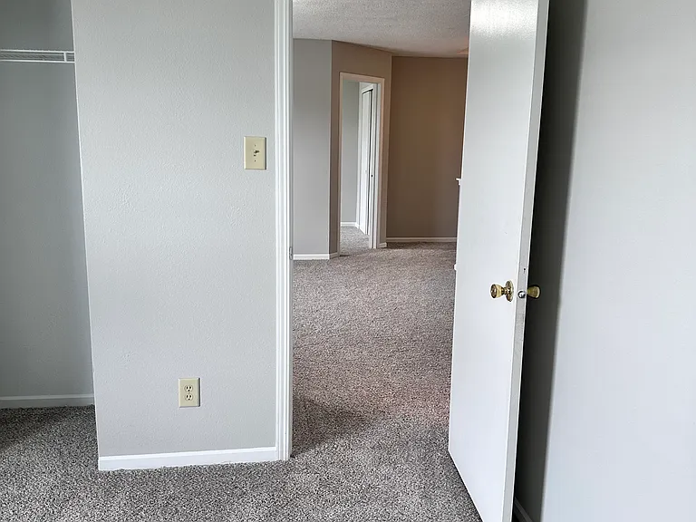 15162 Beam St — Photo 34
