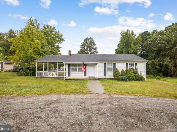 2257 Desha Rd, Tappahannock, VA 22560
