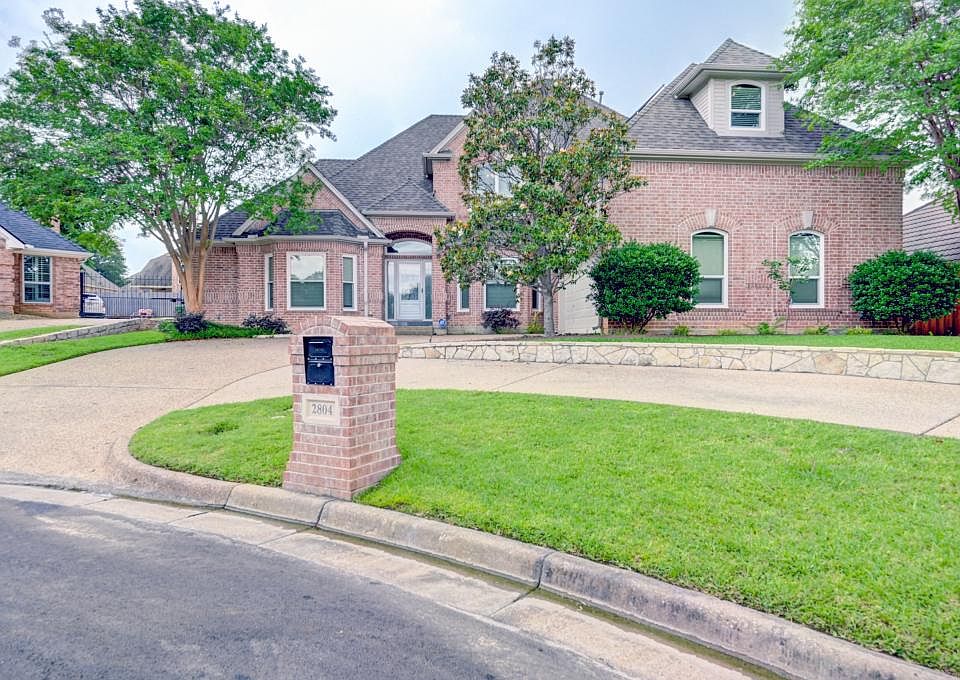 1st image of 2804 Vermont Ct