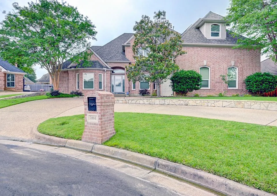 2804 Vermont Ct