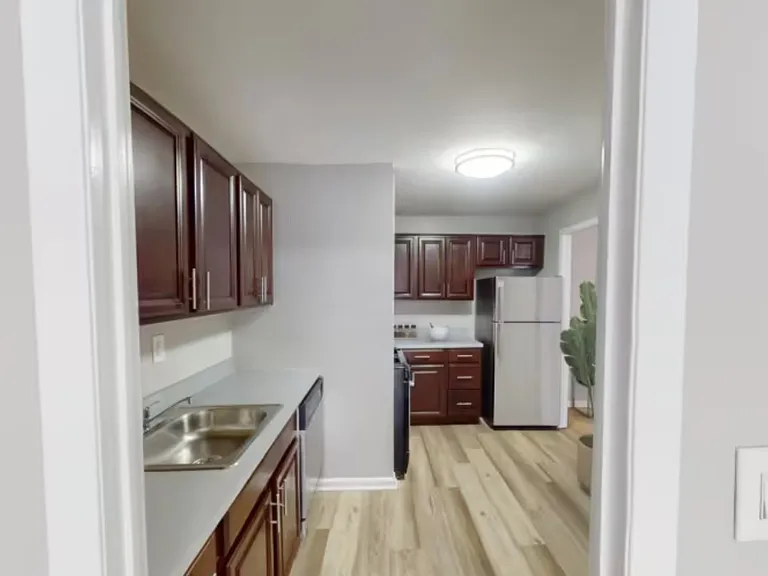 Concord Apartments — Photo 9