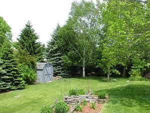 5th image of 829 Wellington Dr