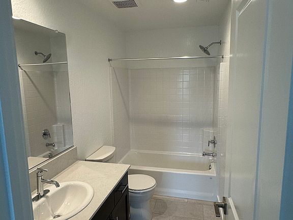 5th image of 2921 E Veleta Dr