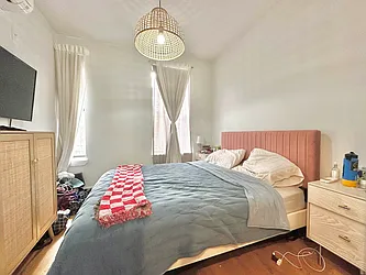 Rented by Doorway NYC, LLC