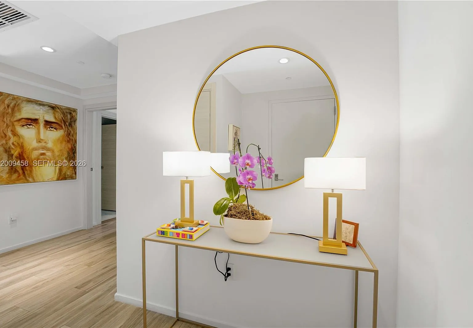 801 Sma Residences Condo — Photo 4
