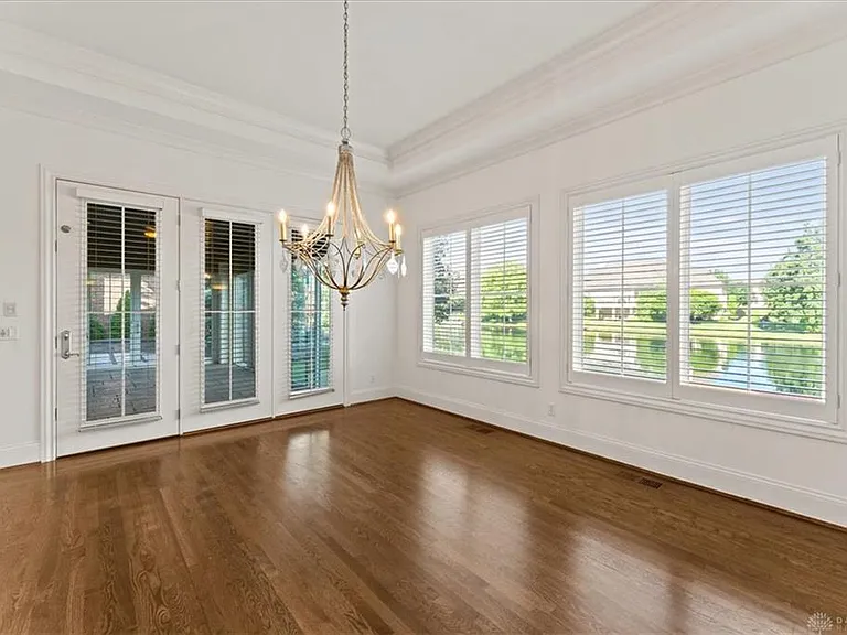 5369 N Shore Pl — Photo 17