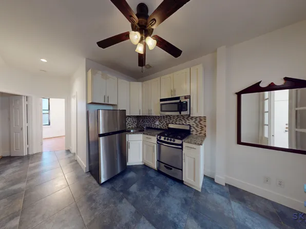 290 Harman Street image 1 of 13