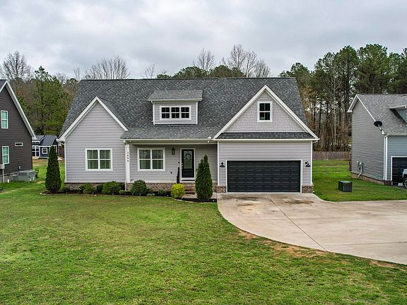 3rd image of 3086 Crow Rd NE