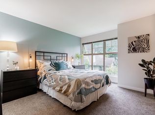 65 Foxwood Dr #56, Pt Moody, BC V3H 4Z5