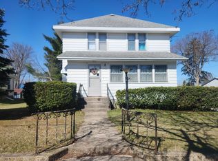 417 S Clinton St, Princeton, WI 54968