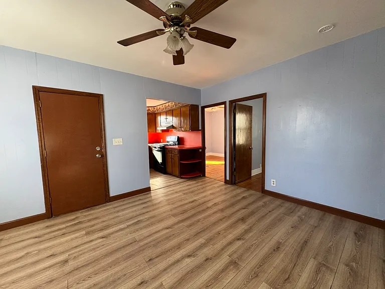 631 Walnut St #2 — Photo 5