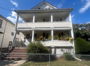 65 Egerton Rd FLOOR 2, Arlington, MA 02474