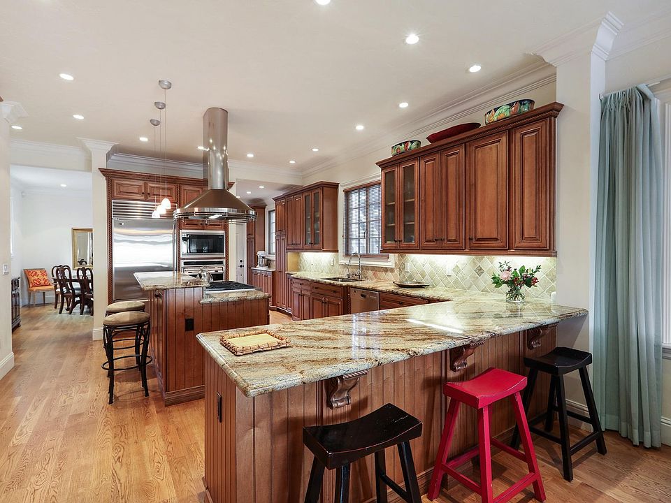 1st image of 2341 Jackson St #2341