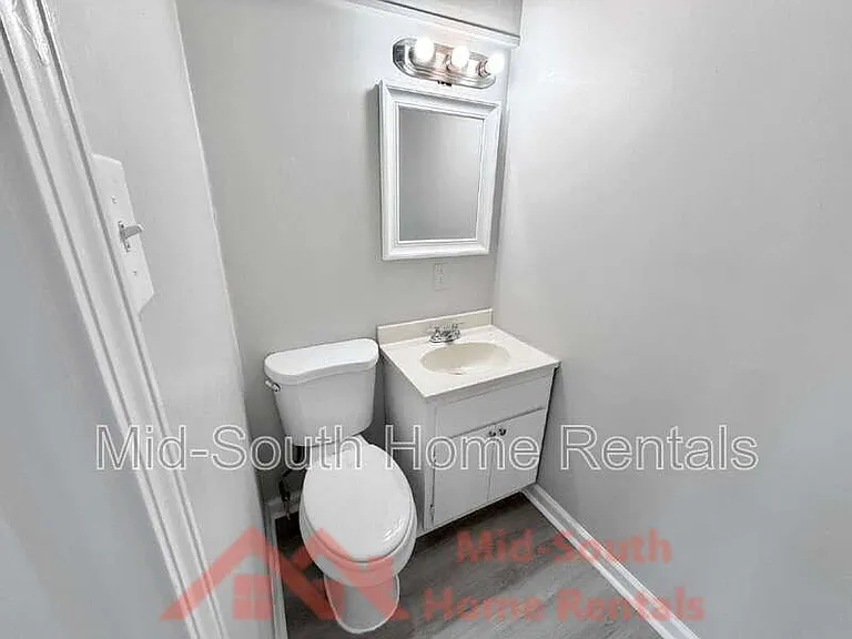 721 Best St — Photo 12