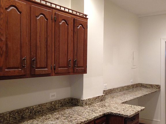 Kitchen - Pic 2 of xx