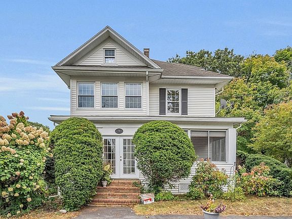 4th image of 79 Woodmont Ave