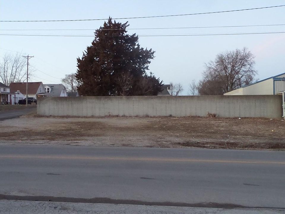 1st image of N 24th St