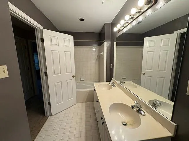 104 Island Crest Cir — Photo 8