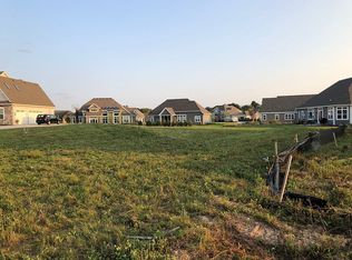 Winnebago Trl #10, Menomonee Falls, WI 53051