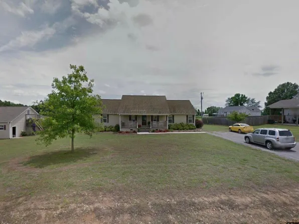 758 County Road 1240, Vinemont, AL 35179
