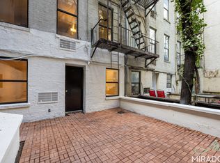 1556 York Ave APT 1B, New York, NY 10028