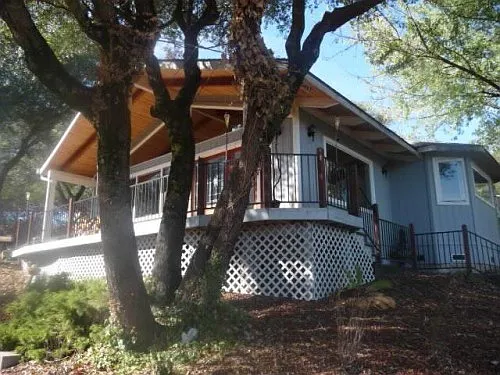 18935 Green Ln photo 1