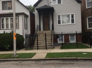 6455 S Eberhart Ave, Chicago, IL 60637