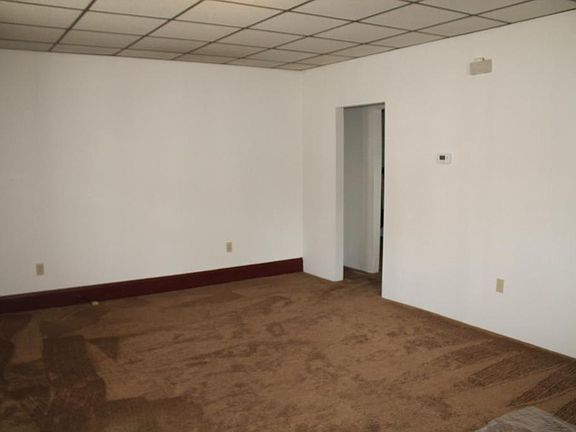 4th image of 62 N 4th St