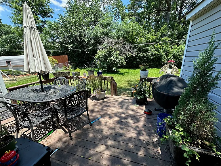 248 Kent Ln — Photo 9