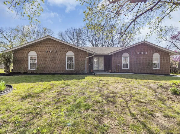 505 Saint Paul Dr, Hermitage, TN 37076