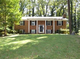 5401 Mallard Dr, Charlotte, NC 28227