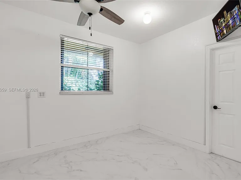 2161 SW 131st Ter — Photo 40