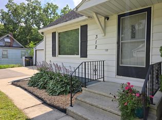 312 21st St SW, Rochester, MN 55902