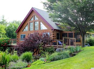 525 Wadsworth Rd, East Chatham, NY 12060