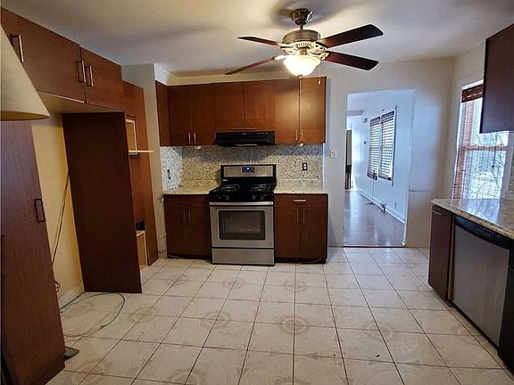 3rd image of 14449 166th St