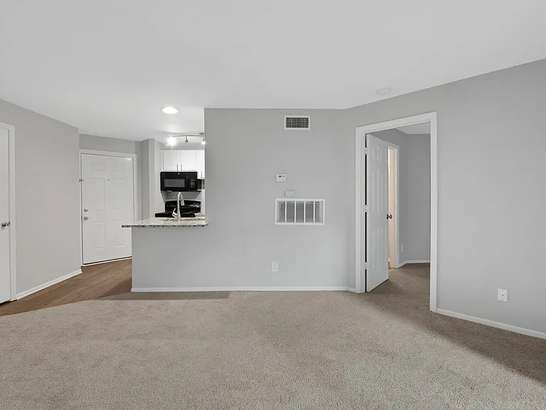 The Randolph- 1 Bed, 1 Bath