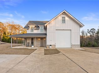 6061 Society Hill Rd, Opelika, AL 36804