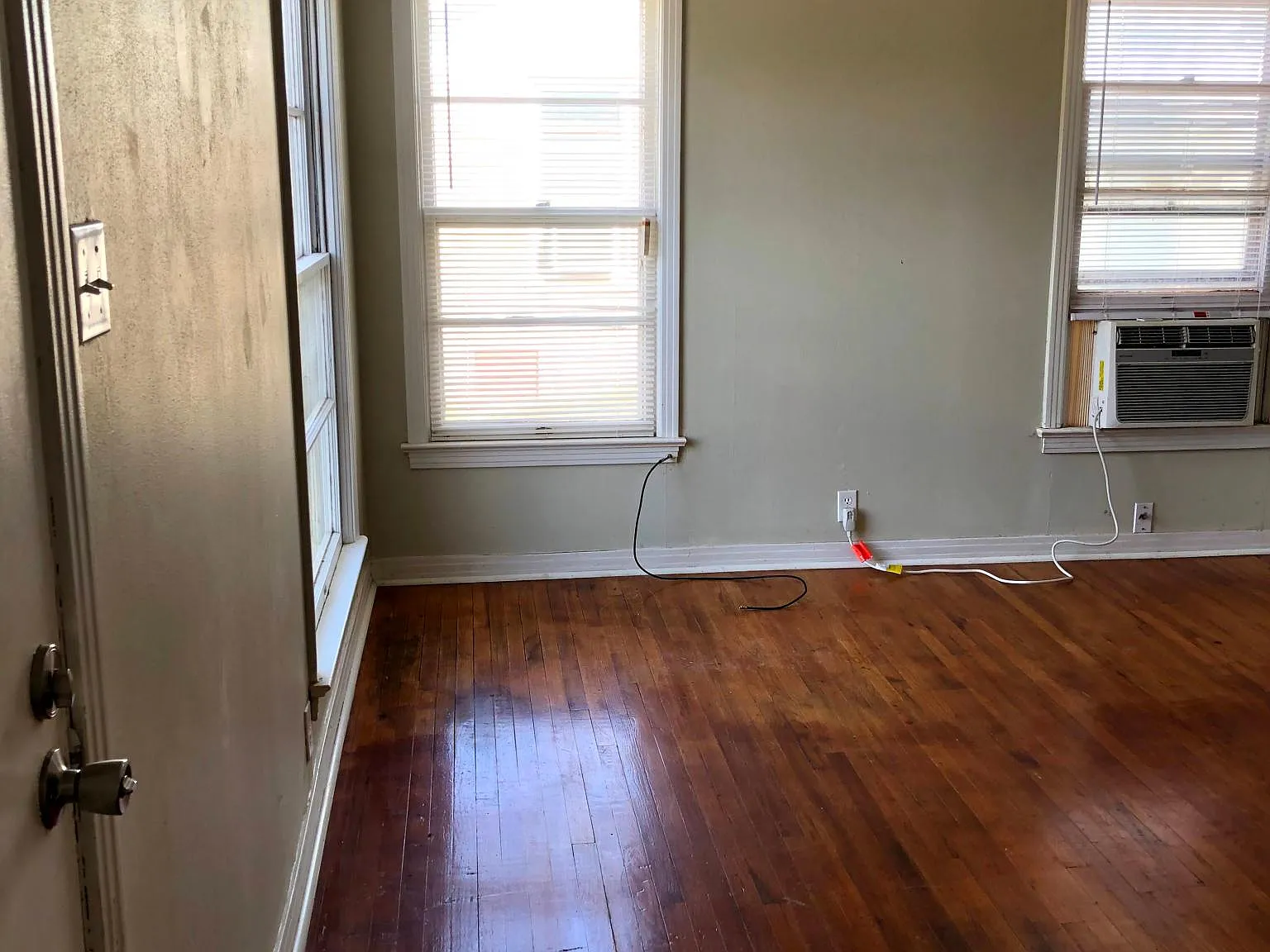 1 bed, 700 sqft, $790 — Photo 2