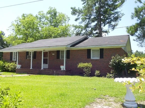 523 Hesseman Ave, Holly Hill, SC 29059