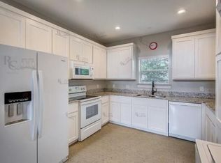 709 Maple St, Commerce, TX 75428