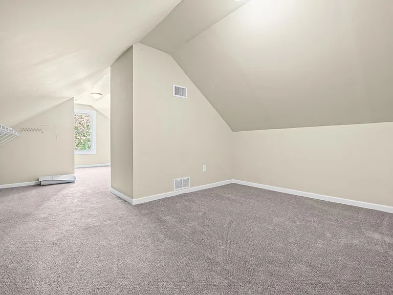 1600 Victoria Ave #UP — Photo 20