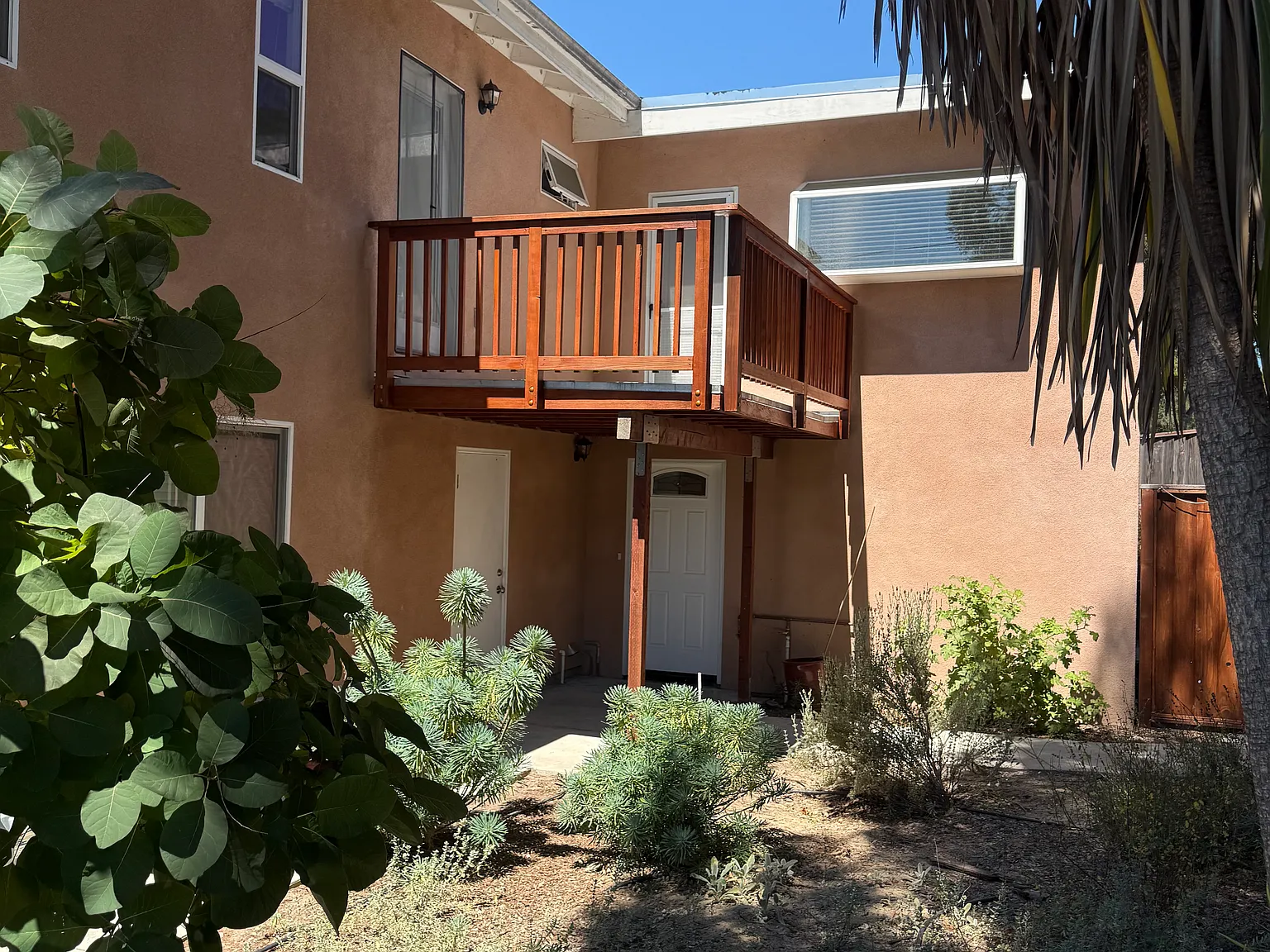 109 Crystal Oaks Dr — Photo 1