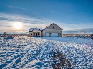 50 W Sierra View Dr, Smith Valley, NV 89430