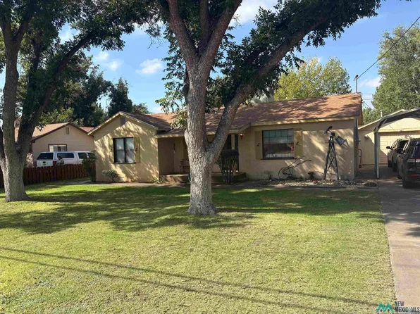 2229 N Canal St, Carlsbad, NM 88220