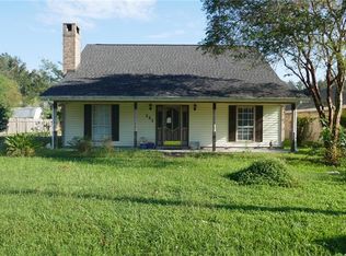 121 Pleasant Valley Dr, Des Allemands, LA 70030