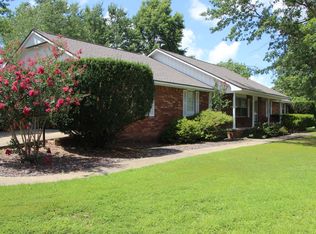20027 Edgewood Cir, Siloam Springs, AR 72761