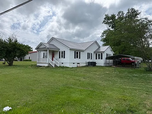 2373 Highway 43 S Photo 1