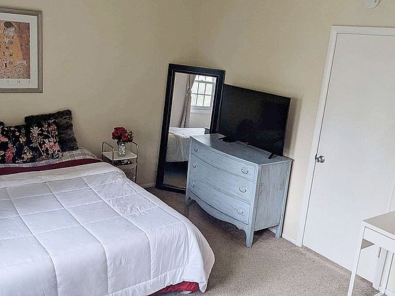 5th image of 7304 W Springbrook Ct