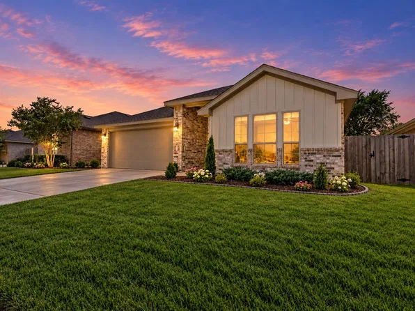 206 Hubbard St, Hillsboro, TX 76645