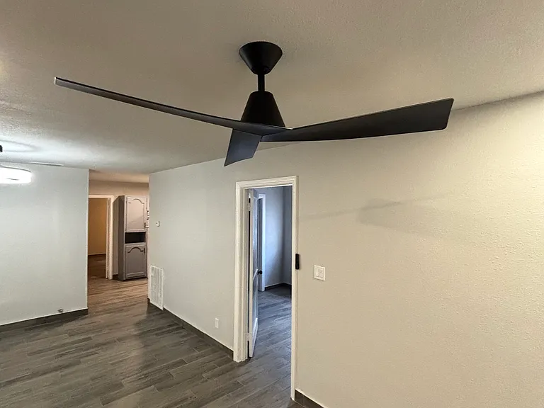 2443 E Van Buren St #2443 — Photo 5
